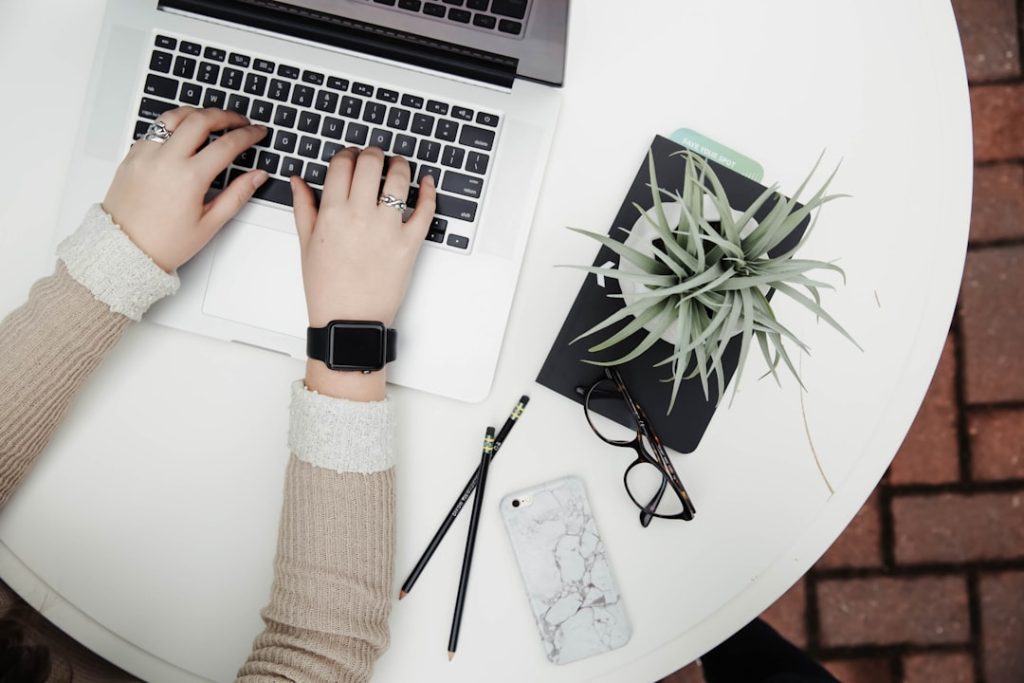 découvrez les défis commerciaux actuels et comment les surmonter pour assurer la croissance de votre entreprise. explorez des stratégies innovantes et des solutions pratiques pour naviguer dans un environnement concurrentiel.