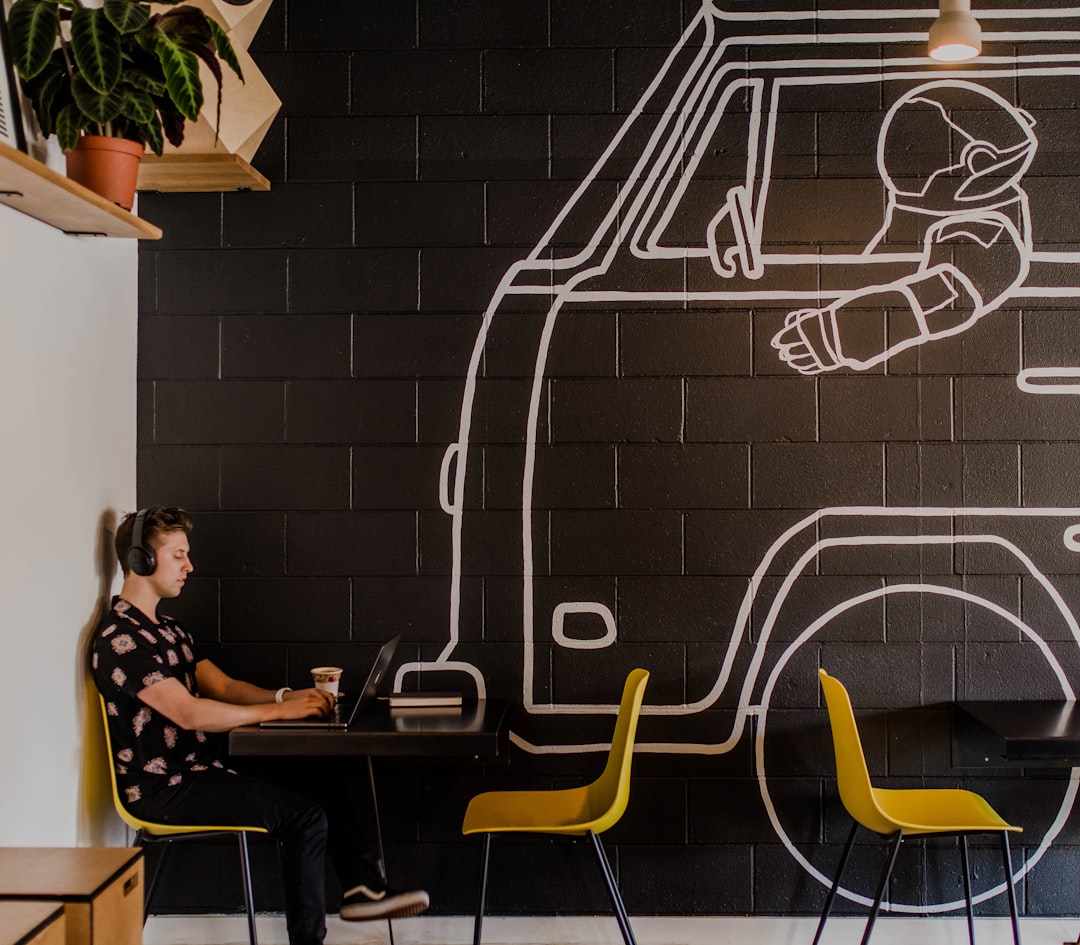 découvrez nos solutions d'assurance professionnelles adaptées à vos besoins spécifiques. protégez votre entreprise tout en bénéficiant d'un service client exceptionnel et de conseils d'experts.
