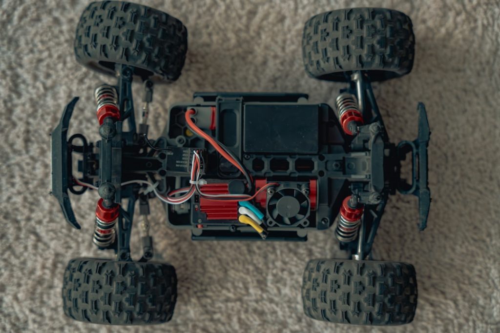 découvrez le monde passionnant des voitures télécommandées (rc cars) : performances, modèles, astuces et tout ce qu'il faut savoir pour profiter pleinement de cette activité passionnante.