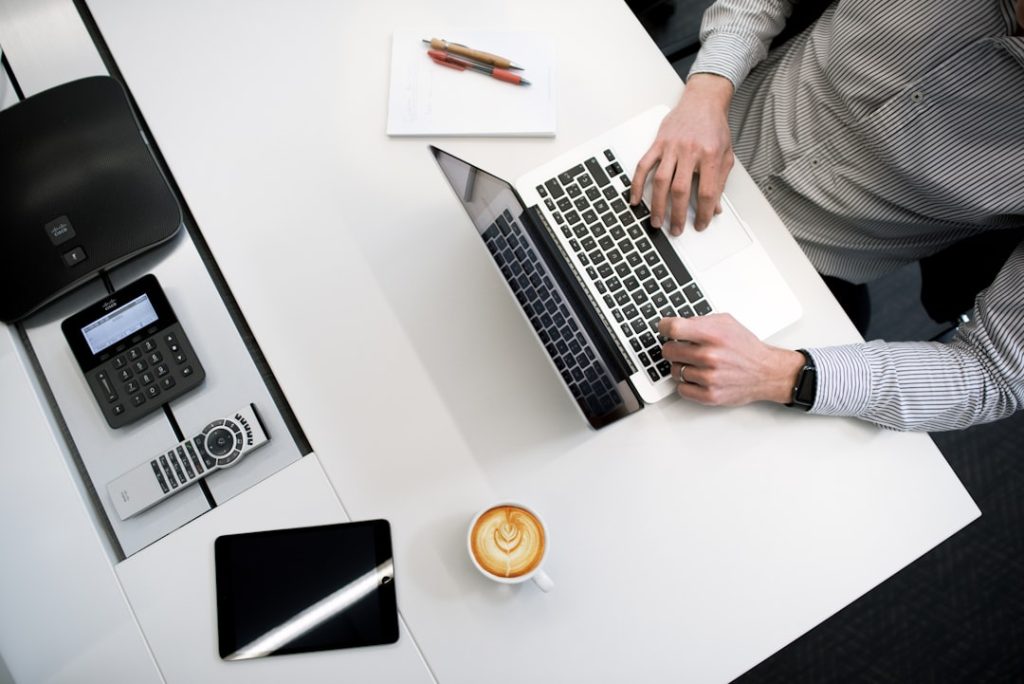 découvrez notre assurance entreprise, conçue pour protéger votre activité contre les imprévus. bénéficiez d'une couverture adaptée à vos besoins professionnels et sécurisez l'avenir de votre société.