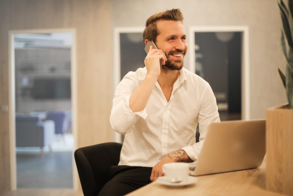découvrez des solutions d'assurance professionnelles adaptées à vos besoins. protégez votre entreprise avec des couvertures sur-mesure, un accompagnement expert et des services personnalisés pour assurer la sécurité de vos activités.