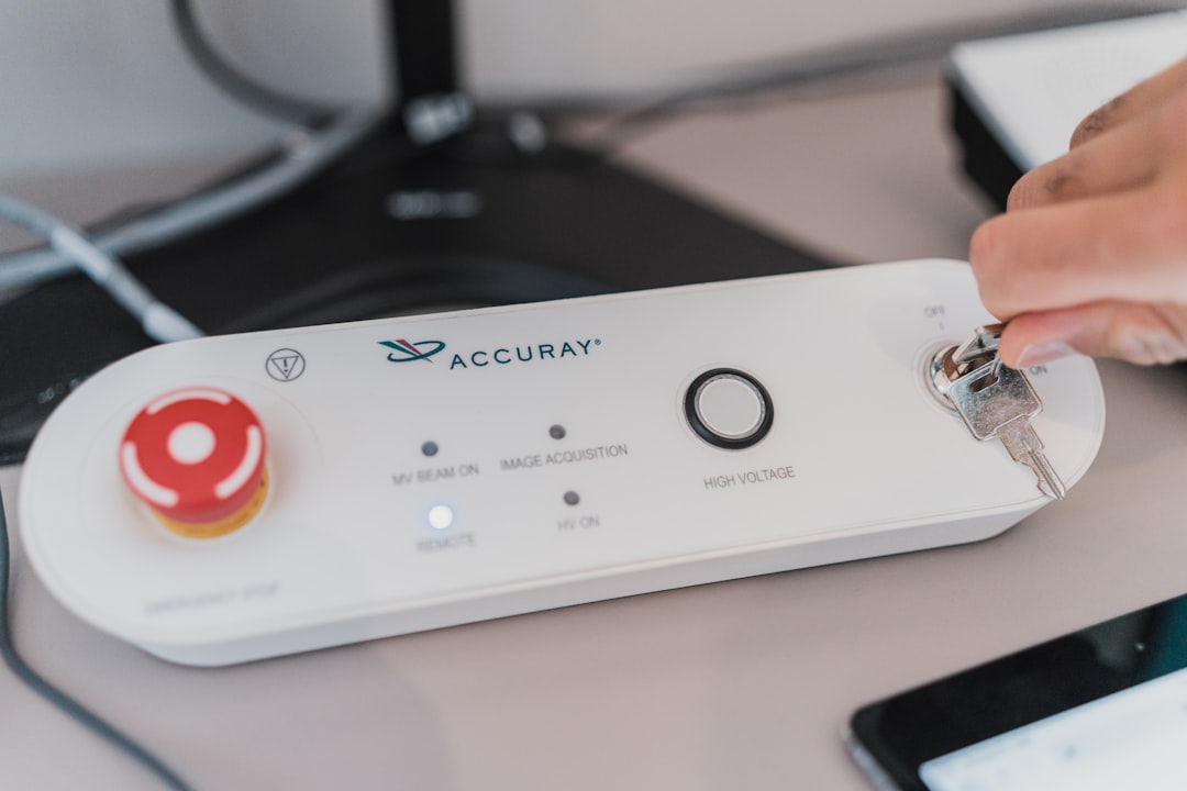 protégez vos équipements précieux avec une assurance spécialisée. notre couverture complète vous offre tranquillité d'esprit en cas de dommage, vol ou perte. explorez nos options d'assurance équipement adaptées à vos besoins pour sécuriser votre investissement.