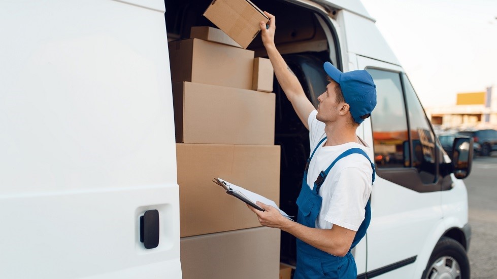 découvrez notre offre d'assurance dédiée aux véhicules utilitaires, conçue pour protéger votre flotte professionnelle tout en répondant à vos besoins spécifiques. profitez d'une couverture adaptée, d'une assistance 24/7 et d'options flexibles pour garantir la sécurité de votre entreprise.