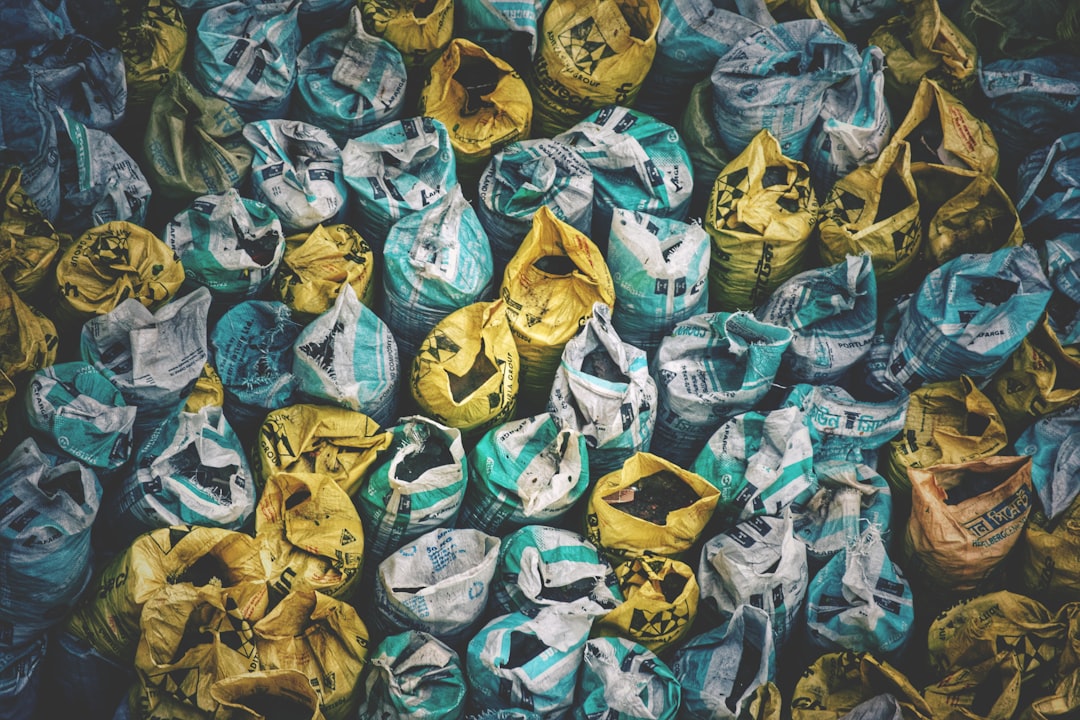 découvrez tout ce que vous devez savoir sur la responsabilité civile : définitions, enjeux, types de couverture, et conseils pour vous protéger contre les risques liés à vos actions. informez-vous pour mieux comprendre vos droits et obligations.