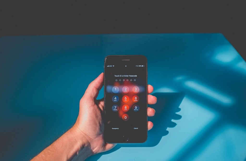découvrez l'importance de l'assurance cybersécurité pour protéger votre entreprise contre les menaces numériques. protégez vos actifs, minimisez les risques financiers et assurez-vous une tranquillité d'esprit face aux cyberattaques.