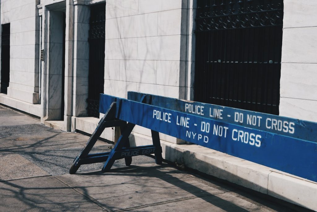 découvrez tout ce qu'il faut savoir sur la responsabilité civile, un concept juridique essentiel qui détermine les obligations et protections en cas de préjudice. informez-vous sur les types de responsabilités, les enjeux légaux et l'importance d'une couverture adéquate.